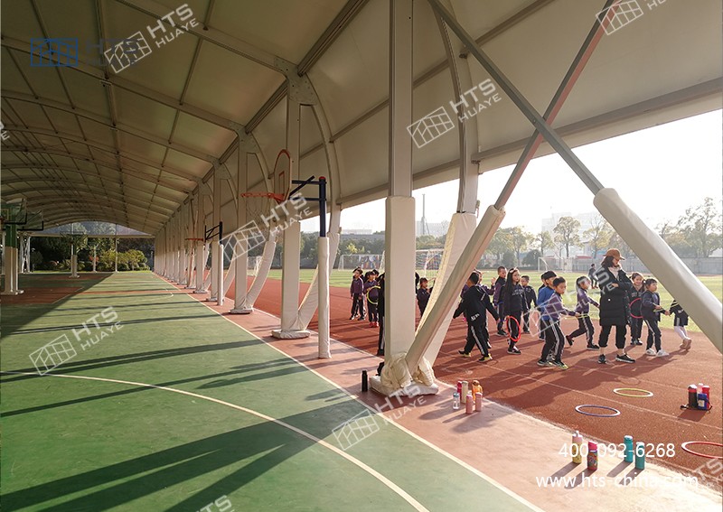 運(yùn)動篷房為全民健身活動提供了靈活、便捷的場地解決方案